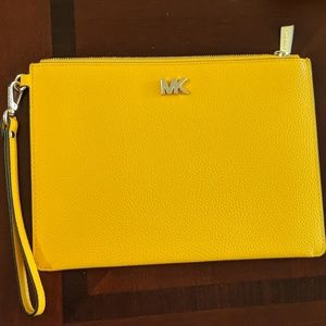 Micheal Kors Handbag